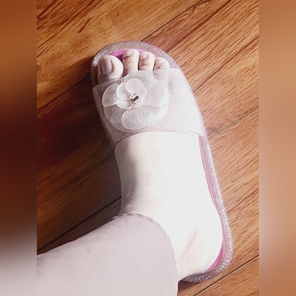 Sold!Kate spade slippers - Picture 3 of 3